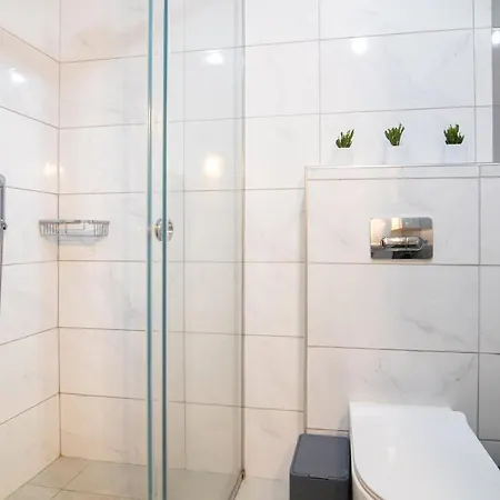 Happiness Apartment Laganas