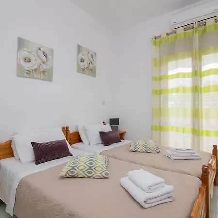 Happiness Apartment Laganas